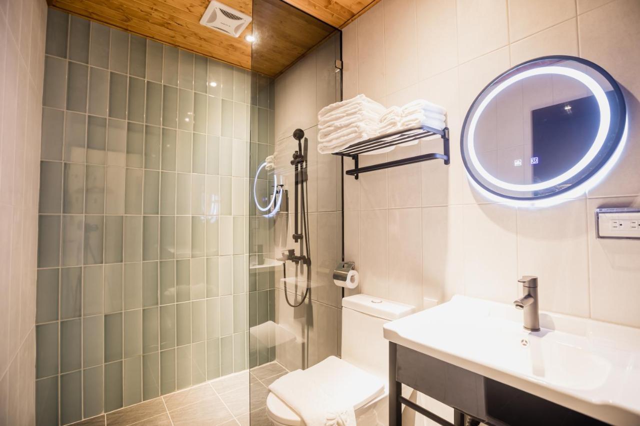 Taitung Traveller-Inn Day Moon Hotel מראה חיצוני תמונה