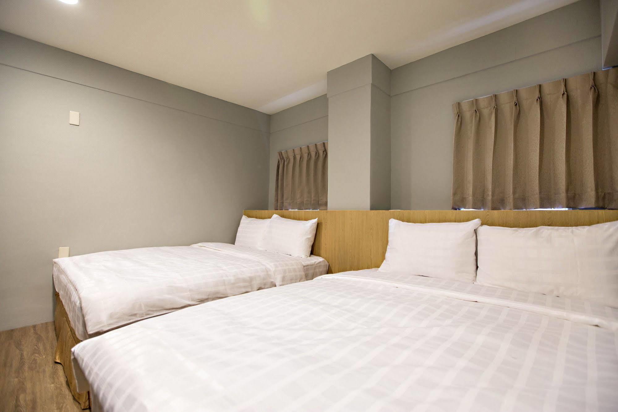 Taitung Traveller-Inn Day Moon Hotel מראה חיצוני תמונה
